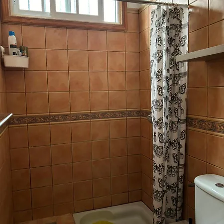 Apartman En Un Bajo 2 Camas Individual Casa Compartida *