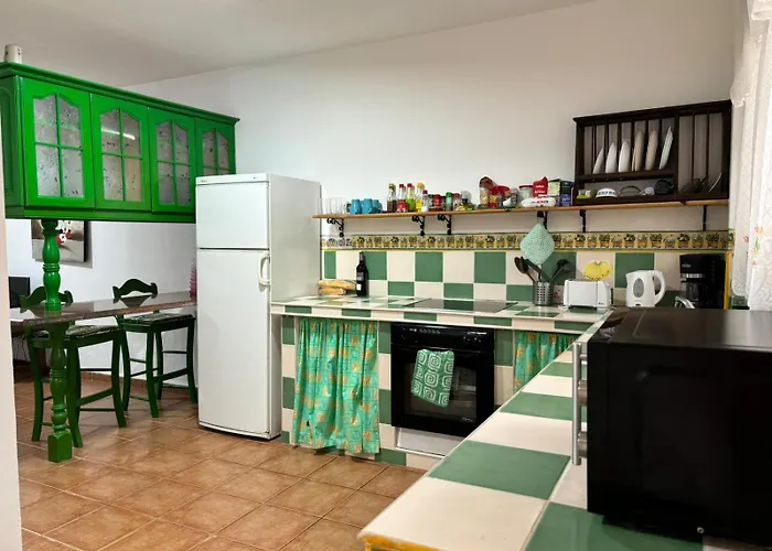 En Un Bajo 2 Camas Individual Casa Compartida