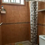 アパート En Un Bajo 2 Camas Individual Casa Compartida *